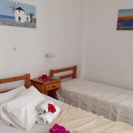 Arian Hotel Párosz Kültér fotó