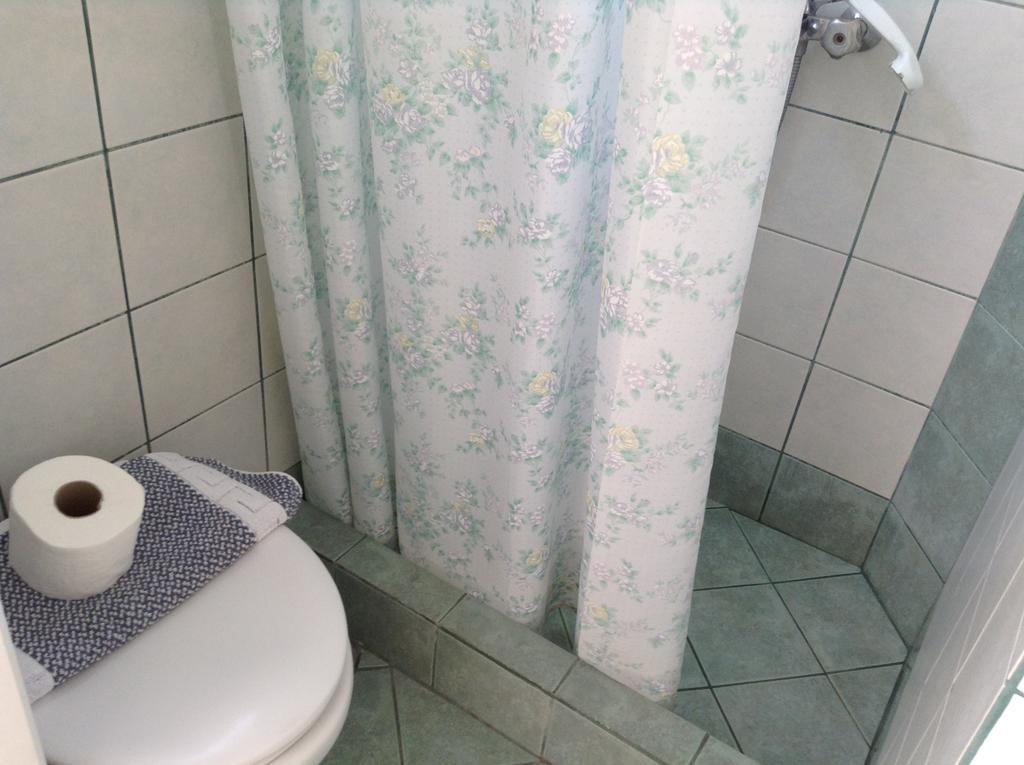Arian Hotel Párosz Kültér fotó