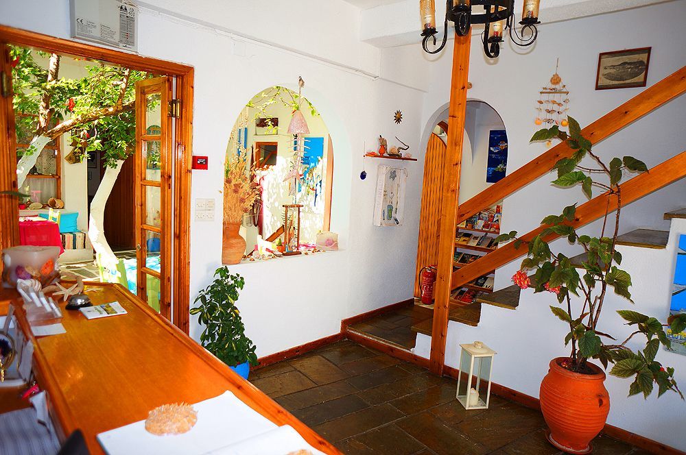 Arian Hotel Párosz Kültér fotó